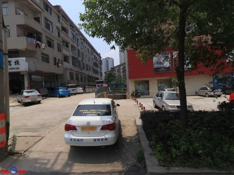 福祥大厦停车场-出入口