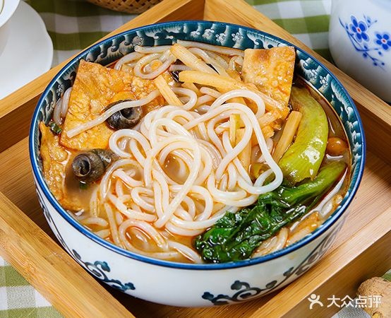 元记酸辣桂林米粉