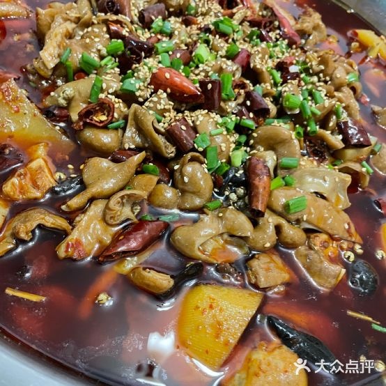 小院儿肥肠鸡