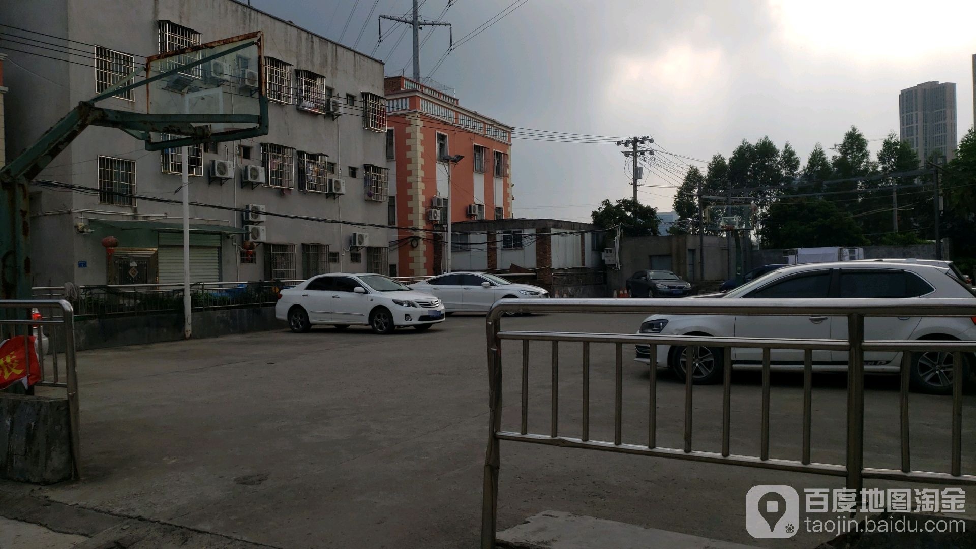 埔中央篮求场
