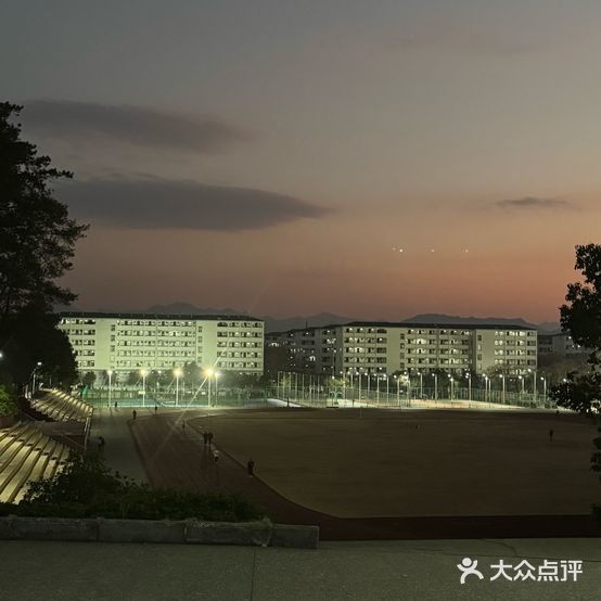 黄山学院(率水校区)
