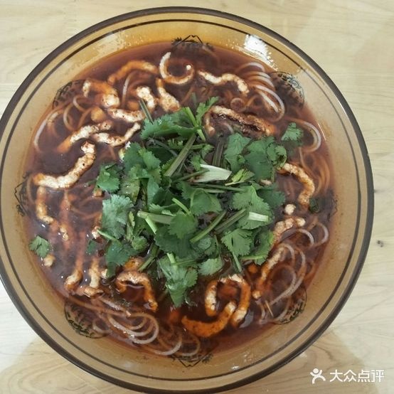 乐山特色酸菜鱼车米线(荥兴路西二段店)