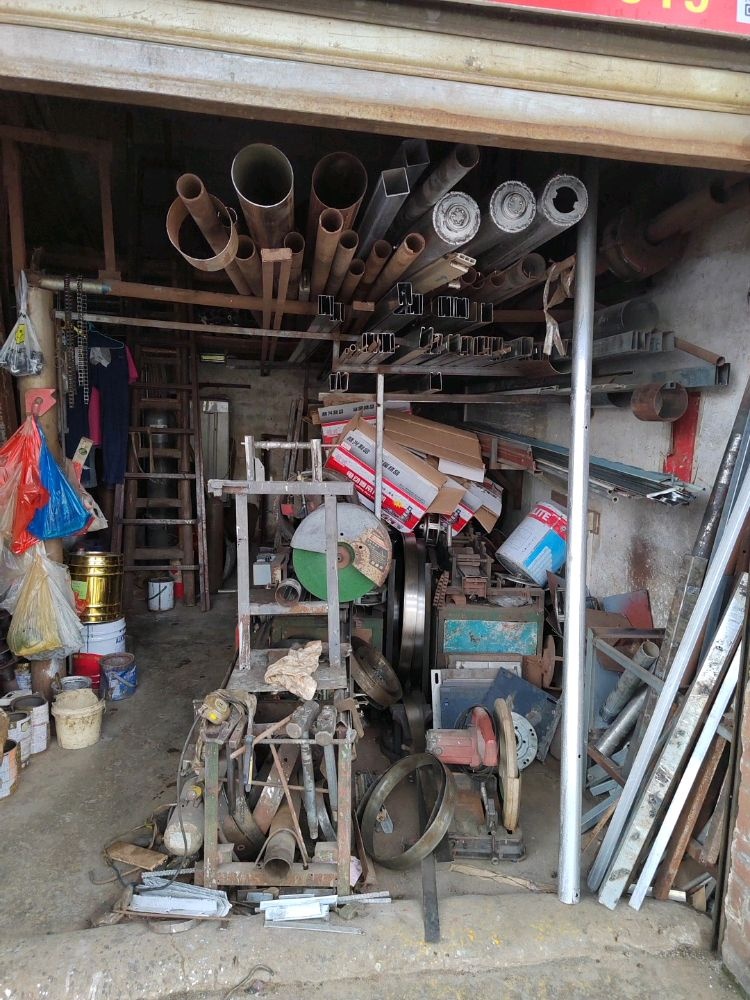 韦记卷闸维修安装上门开换锁