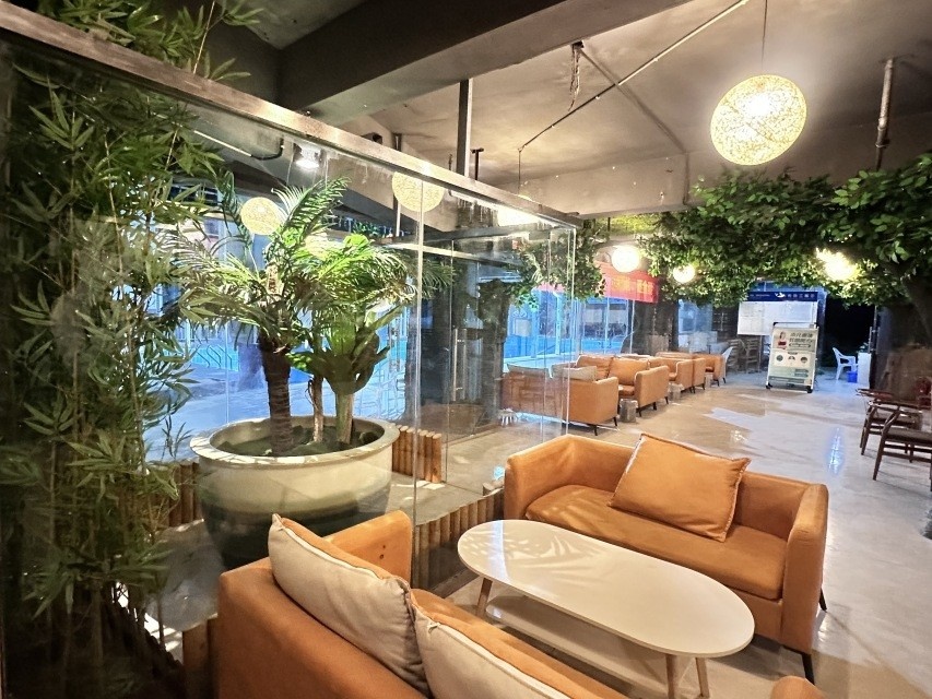 铂金时代城市森林运动馆(利源店)