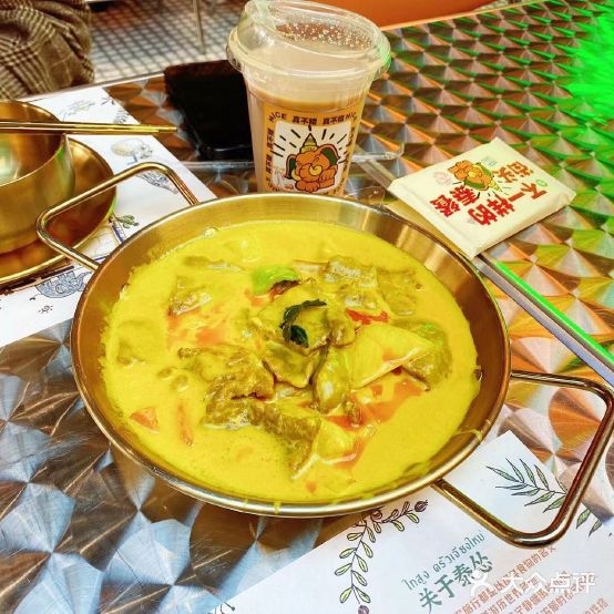 泰怂青迈小牌档·街头泰餐(富闽恒升中心店)