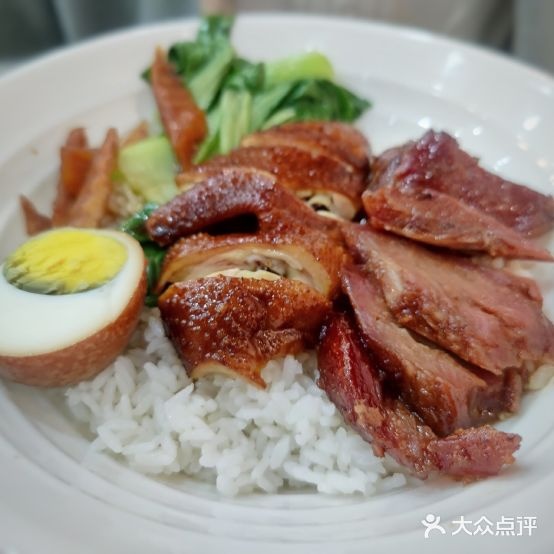 正东记港味烧纳餐室(百大鼓楼高新商厦长江西路店)