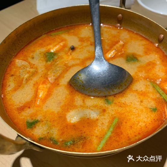 青柠泰民餐厅(财富购物中心店)
