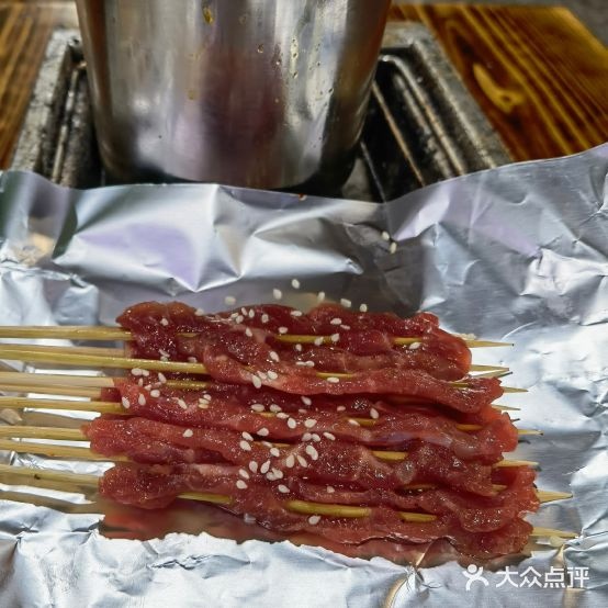 阳记三门牛肉串万·鸭脚煲·霸王烤牛排(八里街店)