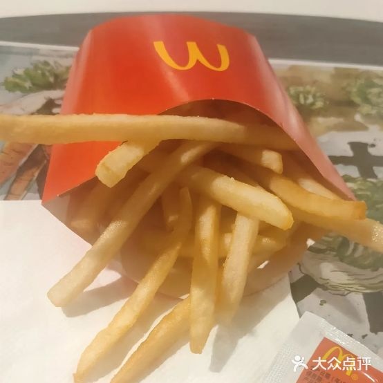 麦当劳。(洪鑫广场DT店)