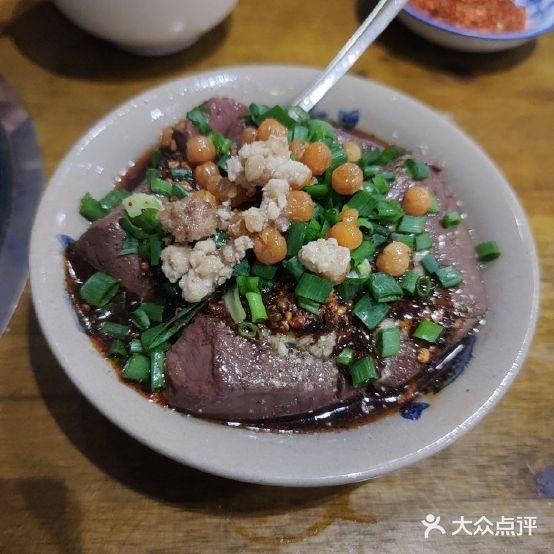 乐山赵牛肉卤味研究生所(跷脚牛肉内江店)