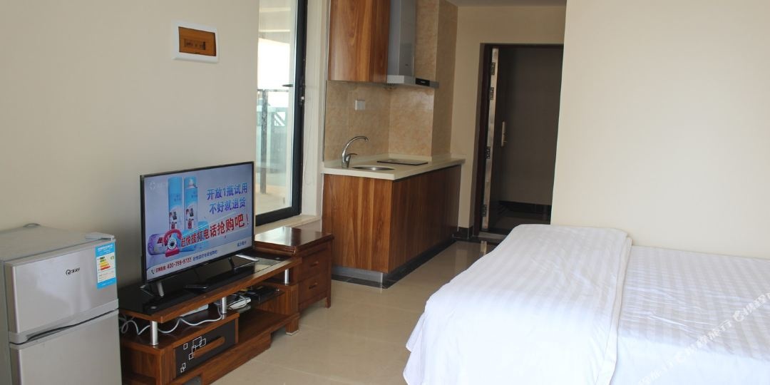 温馨水晶宫公寓(金澜大道1号分店)