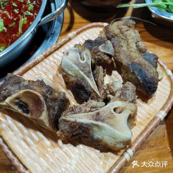 乡村酱骨王(民丰店)