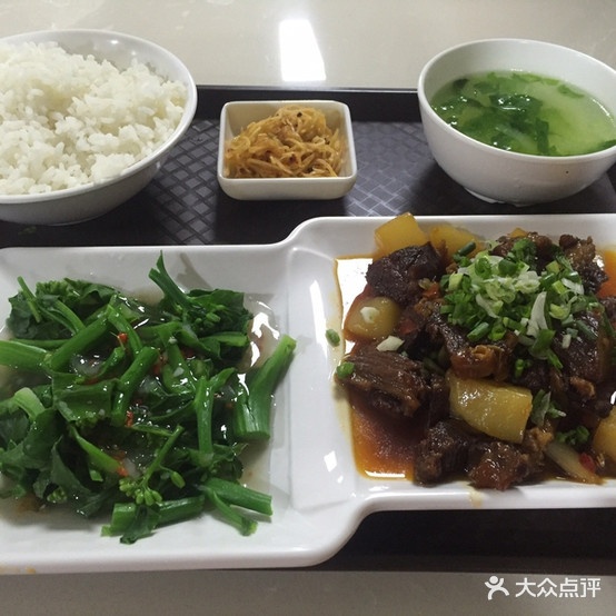 禹生花鲜鱼汤(凯城华府店)