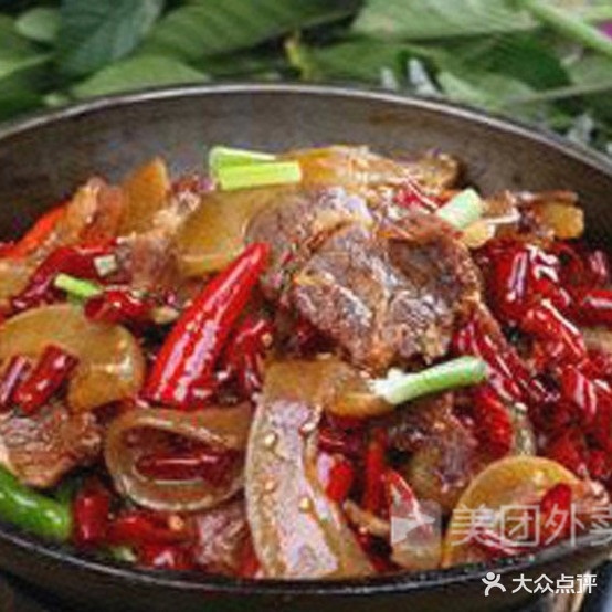 小魏川菜馆(兴龙湾山水城D区店)