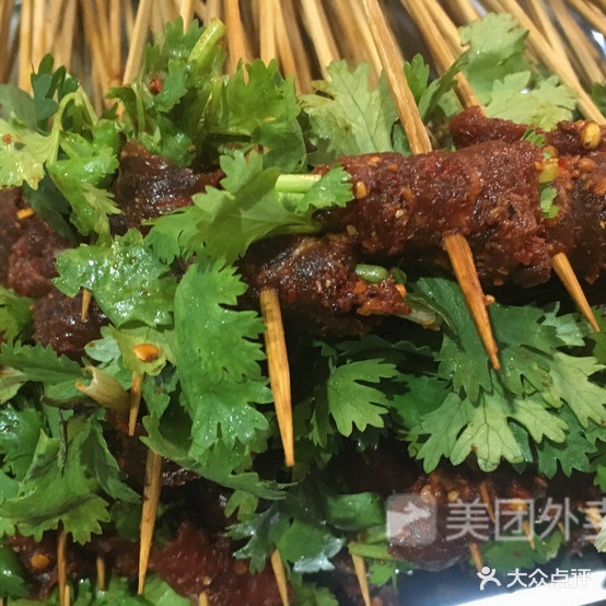 油油香老成都串串火锅(黄岐店)