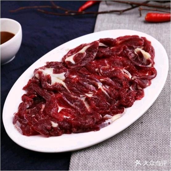 龍隐肆潮汕牛肉火锅(时代奥城店)