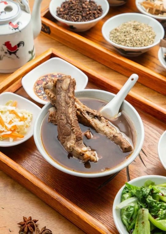 廖家肉骨茶(情侣路店)