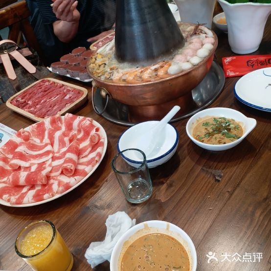 徐记碳火铜锅手切鲜羊肉(松山西路店)