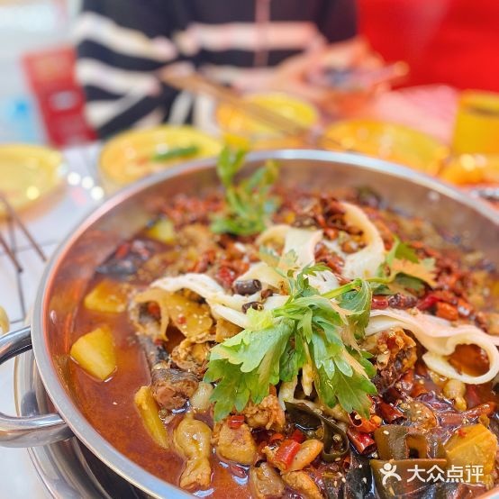 晓彭腓肠鸡(同德店)