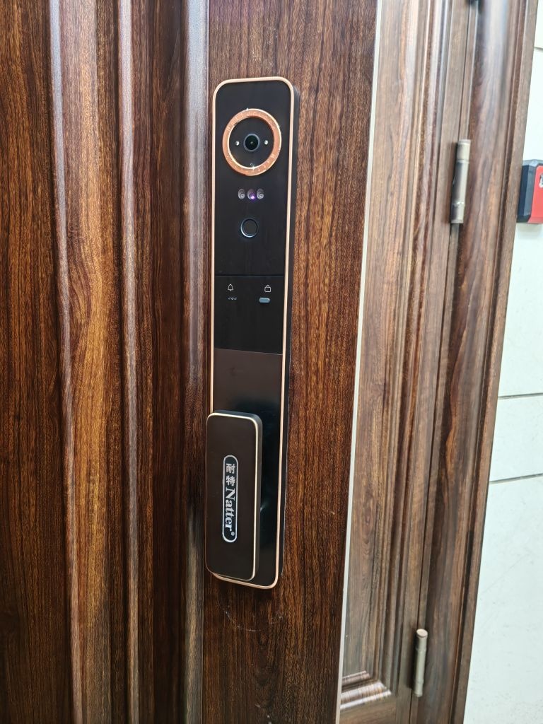 巴马金点原子开锁换锁服务中心(民族路店)