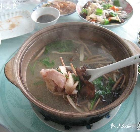 龙鑫牛肉馆(龙湖店)