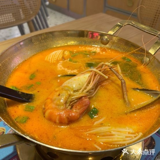 星泰满满·东南亚街头风味(天安云谷店)