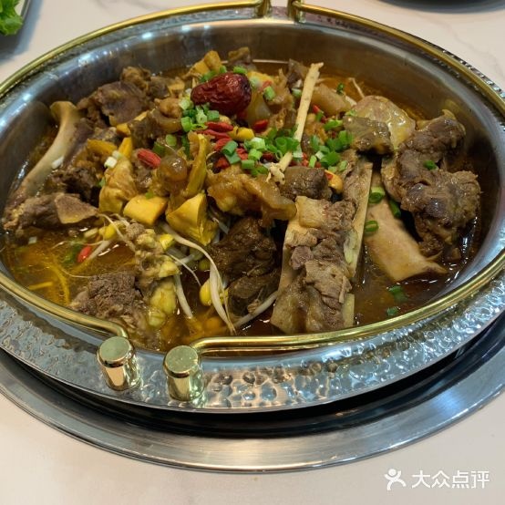 贺牛堂筋头巴脑牛排锅