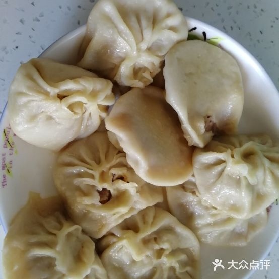 温同春开封灌汤包