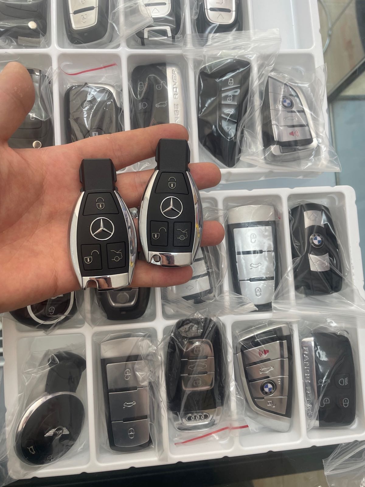 精诚锁业汽车钥匙指纹锁