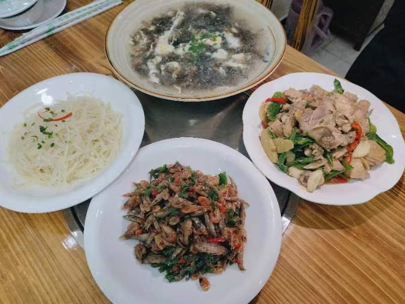 味小棂福年蜕厨生炒羊肉火锅