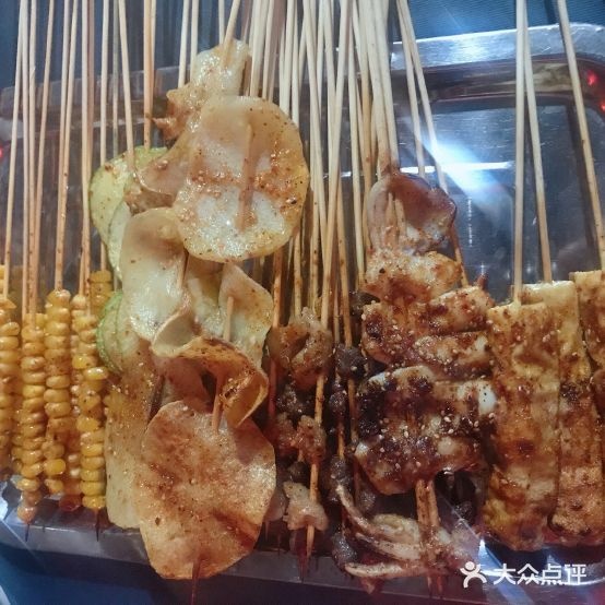 果喜里烧烤餐吧
