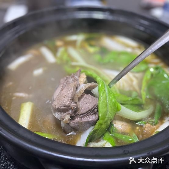 李记曲靖风味羊汤火锅店