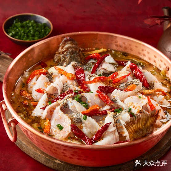 天成穿小馆·鲜活川味(侨鑫店)