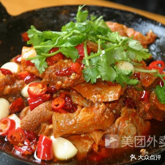 湘居菜馆木桶饭公平饭店(西头大道店)