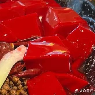 三拖八老火锅(吉宏花园店)