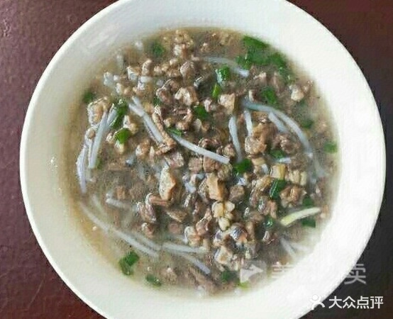 鲁林食屋。