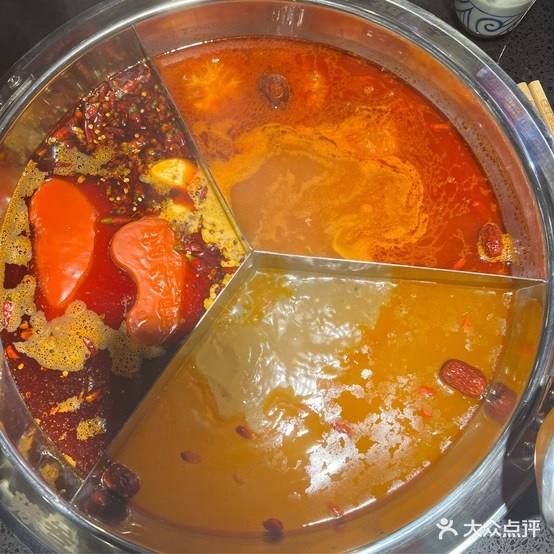 辣叁成烧菜老火(神州路店)