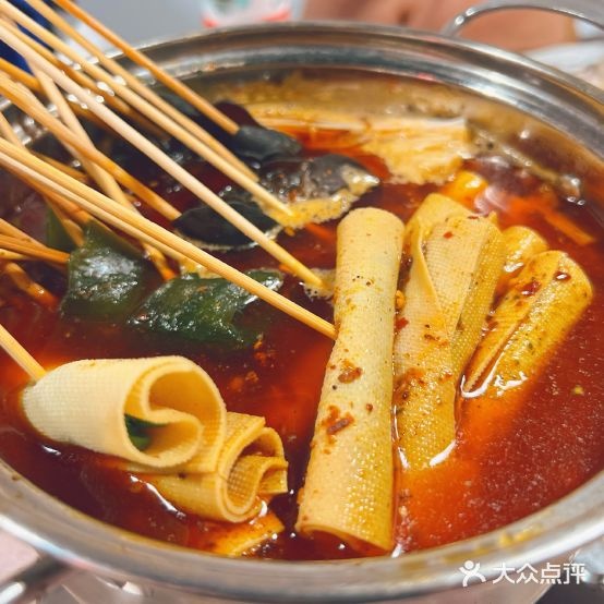 串领鲜烧烤店(大东海店)