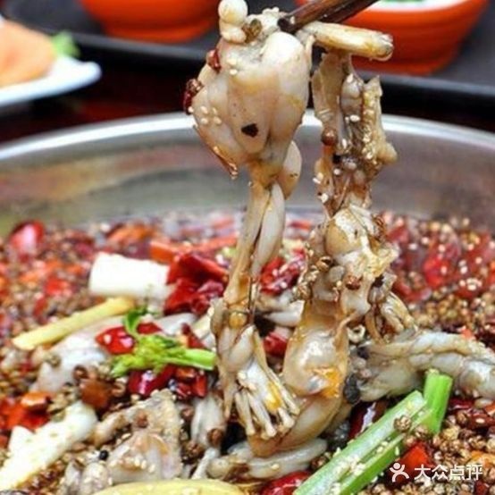 重庆黑豆花仔蛙鱼
