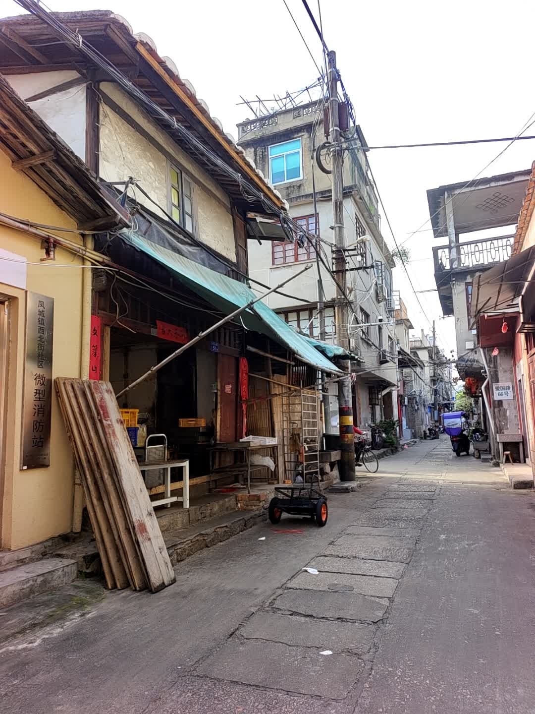 凤城镇西北街社区微型消防站