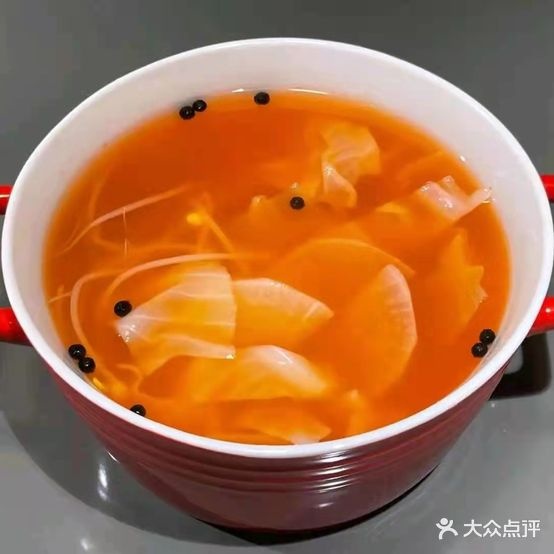 小青都匀虾酸虾酸牛肉腓肠干锅(贵阳城投CC PARK店)