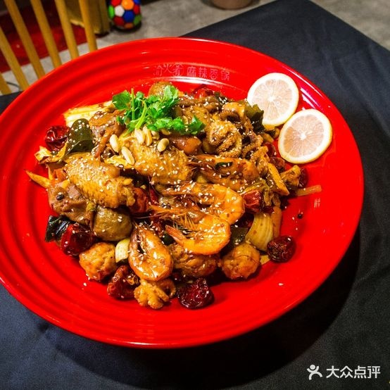 渝火肴麻辣香花(商之都店)