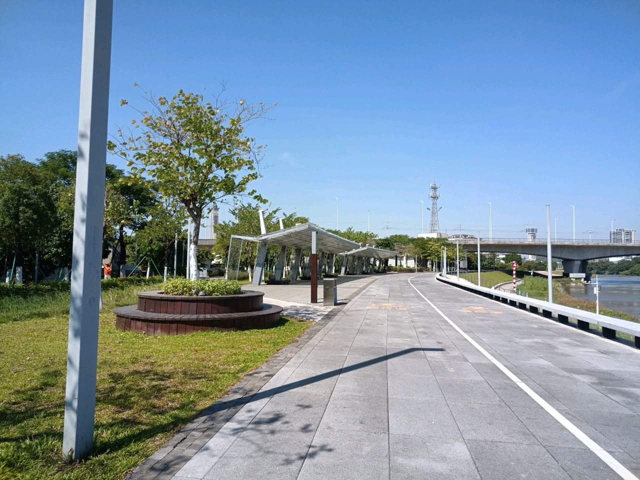 橹尾撬水道碧道(珠江活力都会碧道)