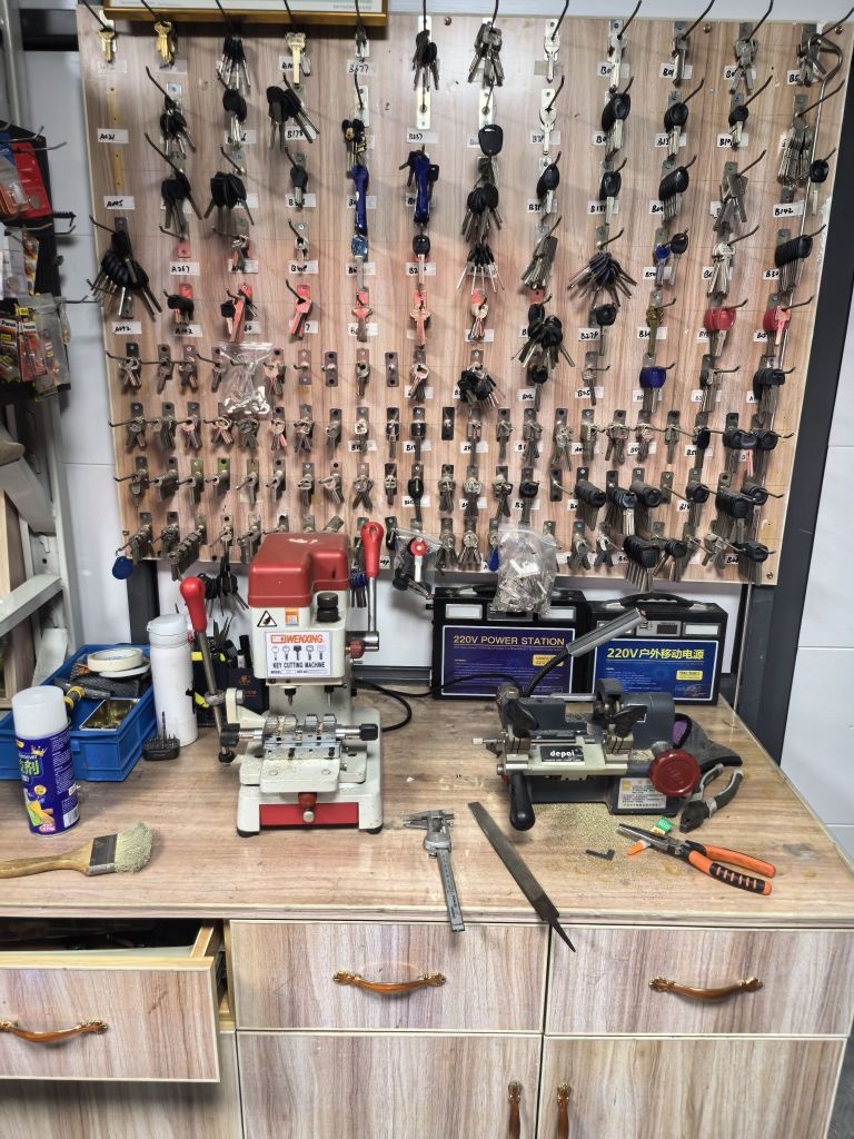 摩卡开锁(配钥匙)