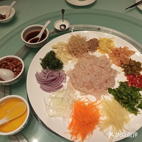 臻膳镬水餐厅(龙华店)