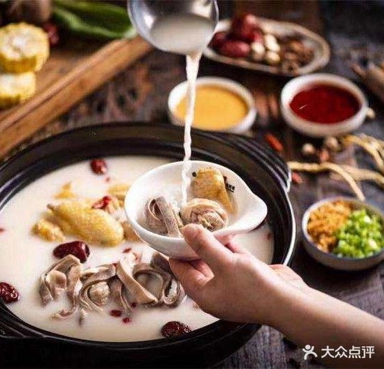 帅锅海大驰雷猪肚鸡(三明万达广场店)