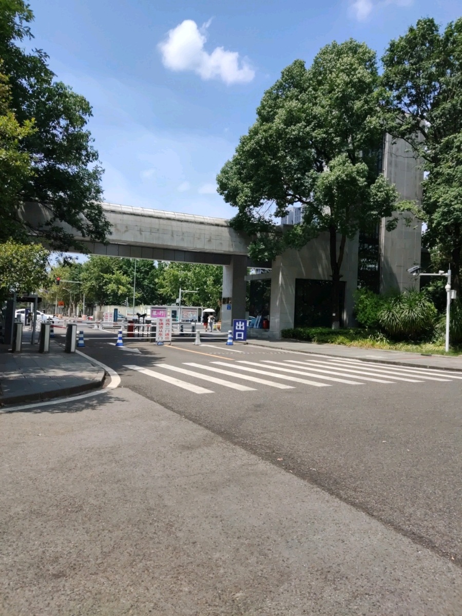 重庆大学(虎溪校区)-北门