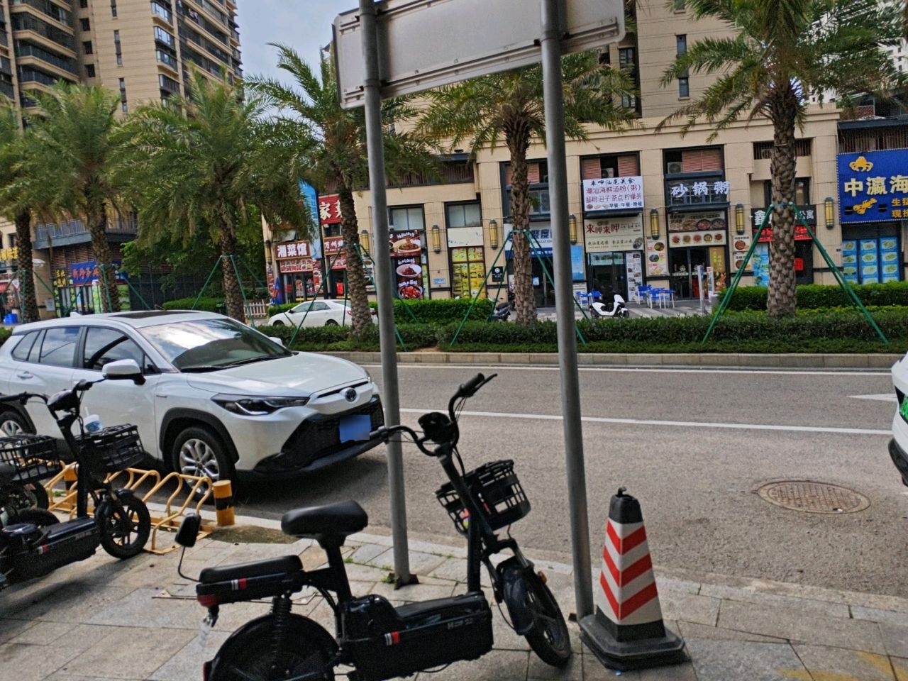 湘阁里辣湘菜馆(保利金町湾店)