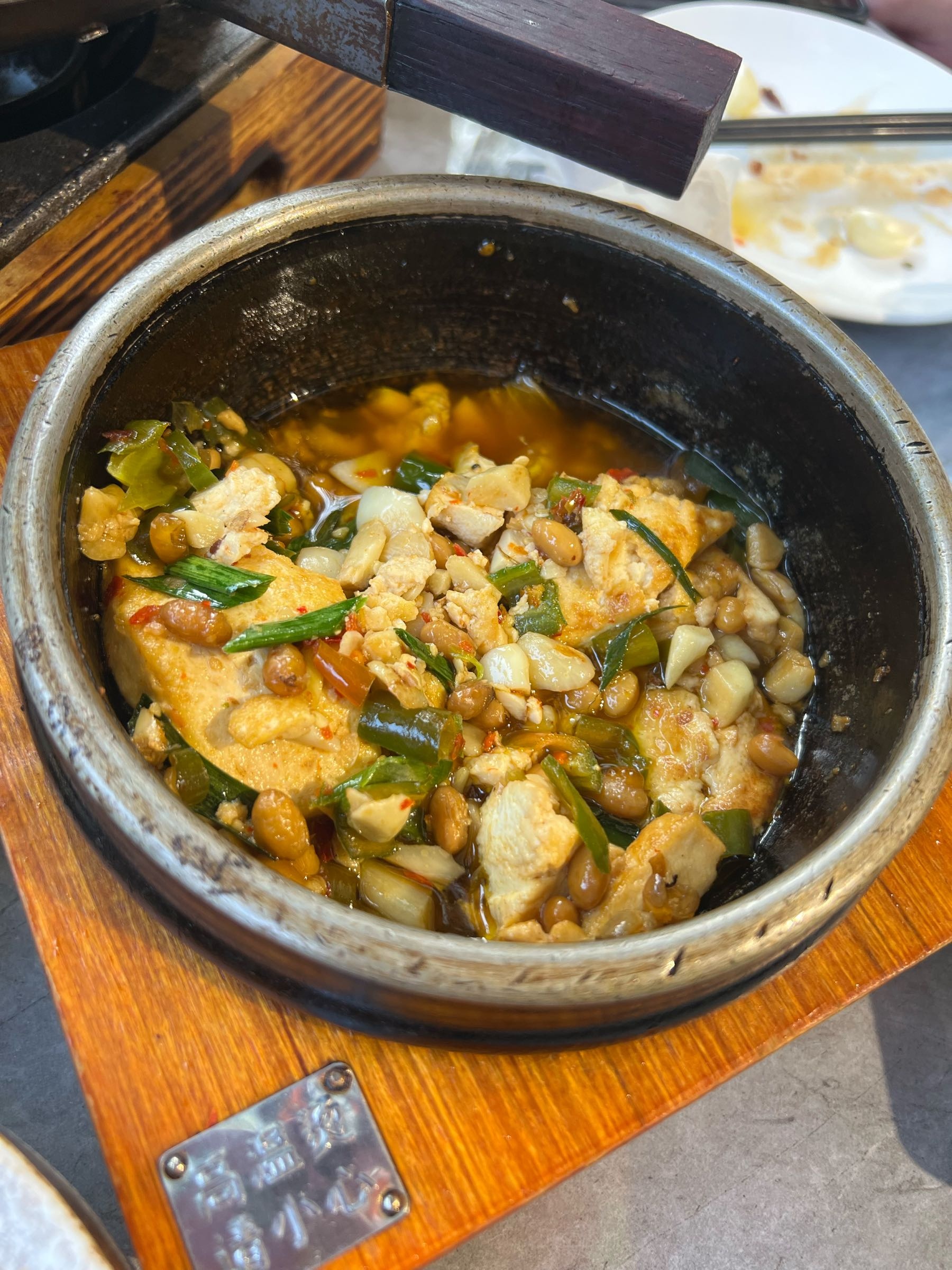 鹤小厨·湘野小馆(丹州小区天泽湖畔店)