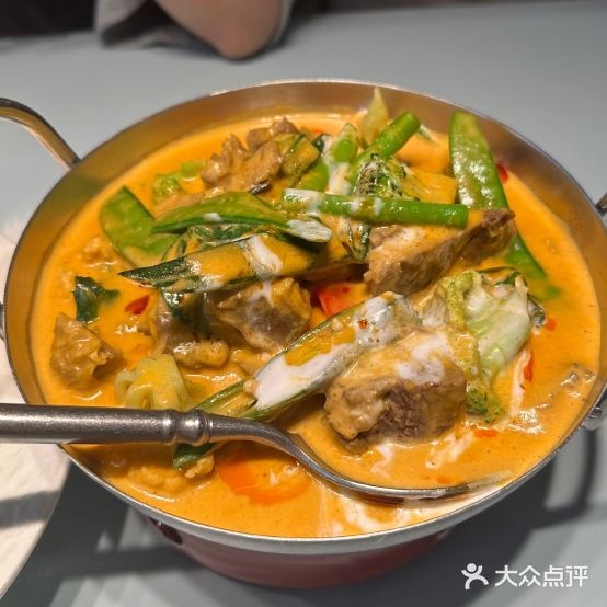 KingThaia金泰兰(龙湖杭州紫荆天店)